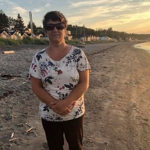 Meet your Posher, Jacqueline